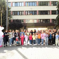 Святковий показ мод «Усі ми діти України»